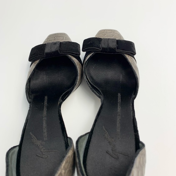 Giuseppe Zanotti Green Croc Leather & Velvet Pumps - Picture 10 of 16